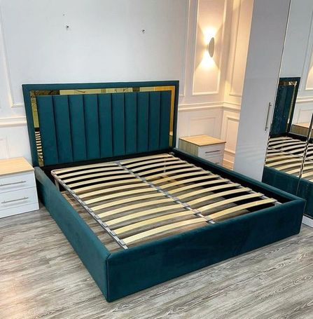Кровать с мягким изголовьем двуспальная фото 1012